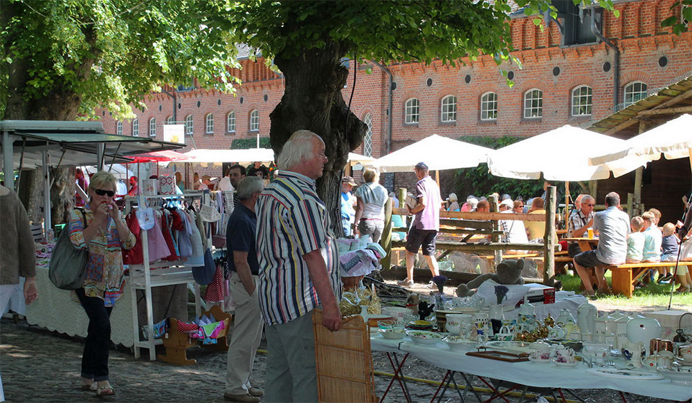 Antik & Trödelmarkt